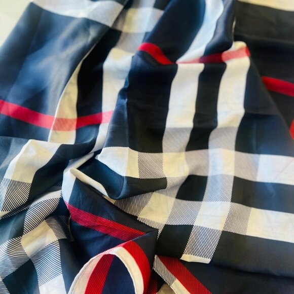 Pure Silk Women's Scarf - Picture 2 of 3